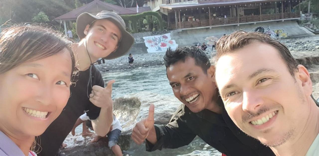 Fun Family Guest House N Jungle Tour Bukit Lawang Exteriér fotografie