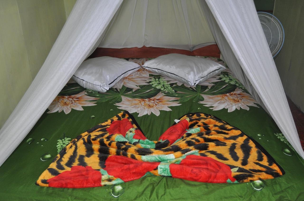 Fun Family Guest House N Jungle Tour Bukit Lawang Exteriér fotografie